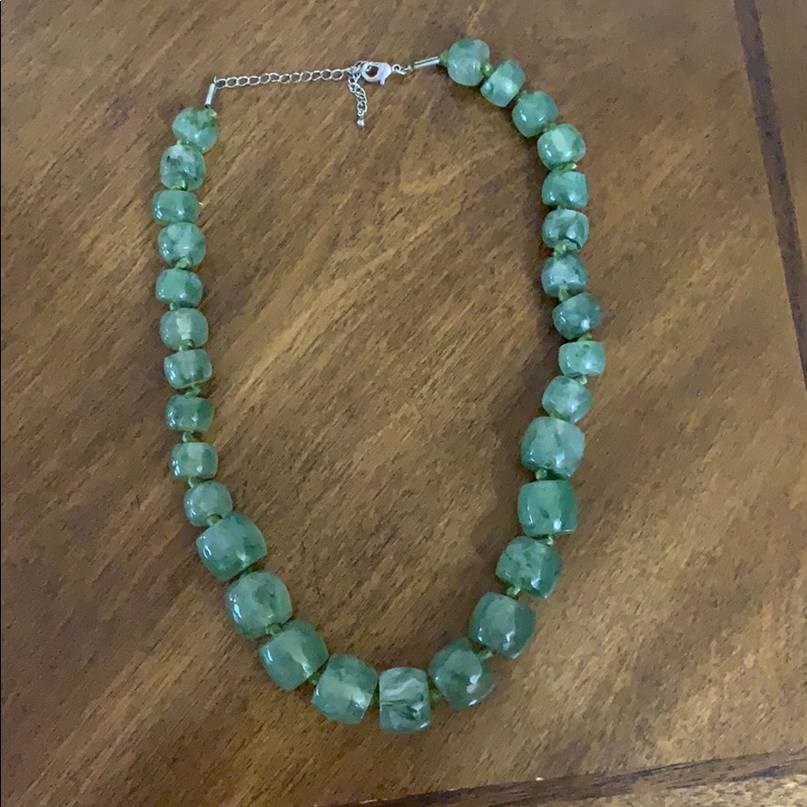 536 Vintage Beautiful Necklace